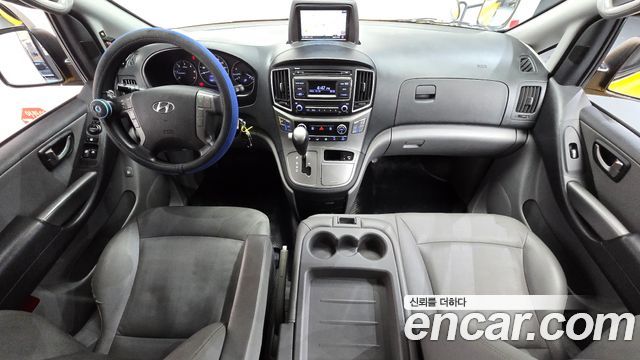 Hyundai Starex 2017 — photo 7