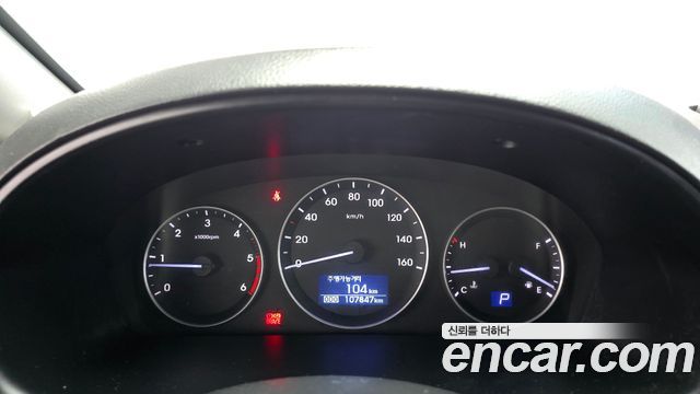 Hyundai Starex 2017 — photo 8