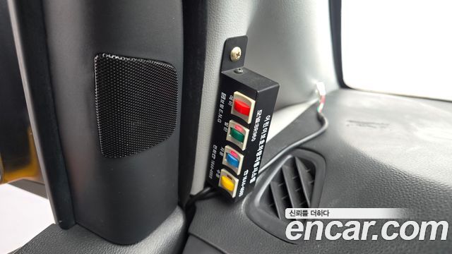 Hyundai Starex 2017 — photo 16