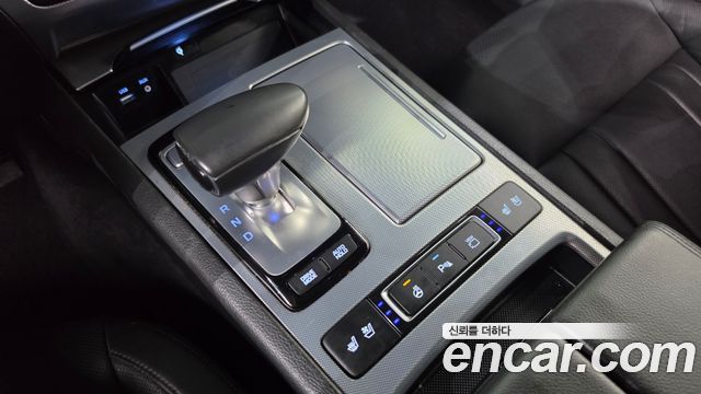 Genesis G80 2018 — photo 9