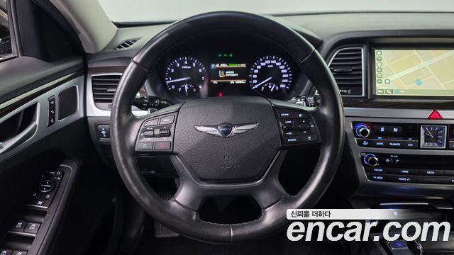 Genesis G80 2018 — photo 13