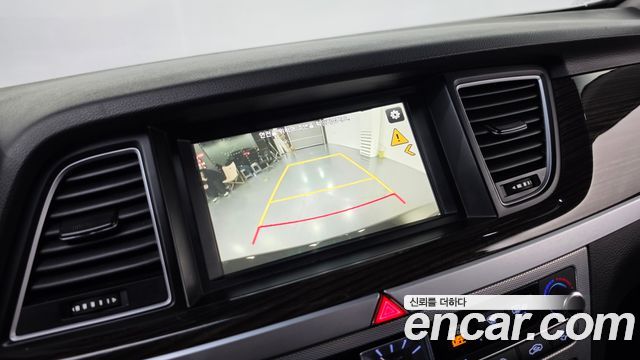 Genesis G80 2018 — photo 14