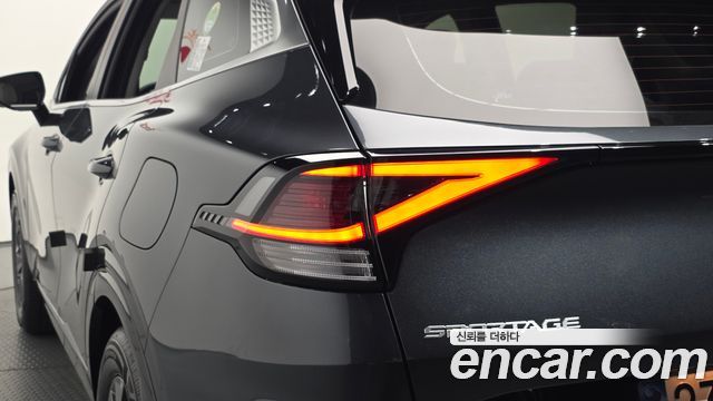 Kia Sportage 2022 — photo 9