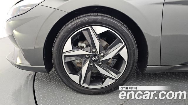 Hyundai AVANTE 2021 — photo 5