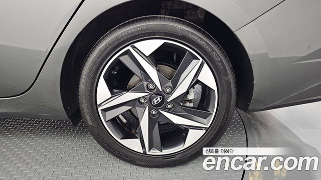 Hyundai AVANTE 2021 — photo 7