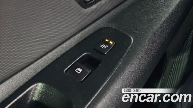 Hyundai AVANTE 2021 — photo 28