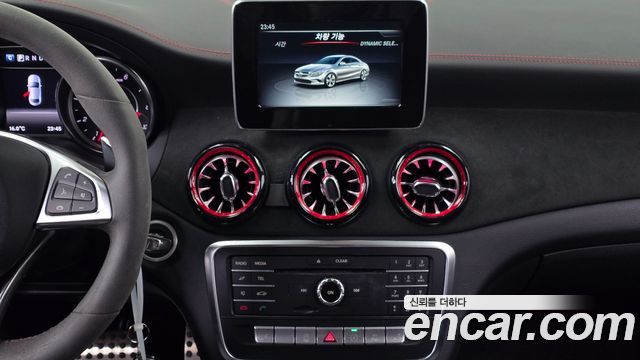 Mercedes-Benz CLA-Class 2018 — photo 18