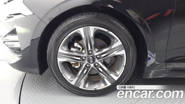 Kia K5 2021 — photo 7
