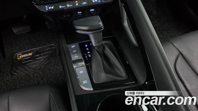Hyundai AVANTE 2023 — photo 12