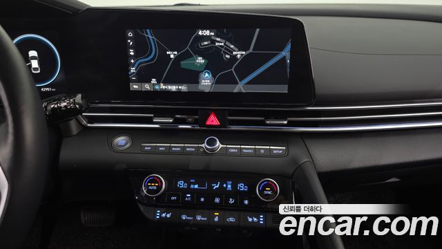 Hyundai AVANTE 2023 — photo 20