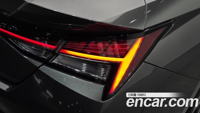 Hyundai AVANTE 2023 — photo 9