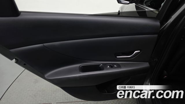 Hyundai AVANTE 2023 — photo 15