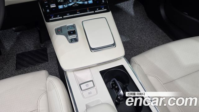 Hyundai Grandeur 2022 — photo 9