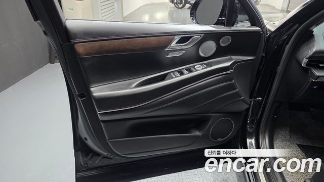 Genesis GV80 2022 — photo 14