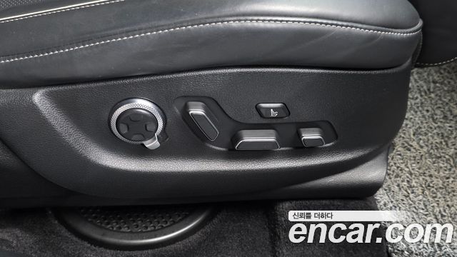 Genesis GV80 2022 — photo 31