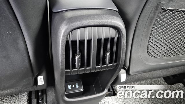 Hyundai Kona 2025 — photo 33