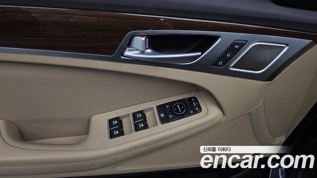 Genesis G80 2018 — photo 23