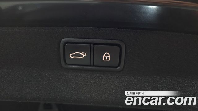 Genesis G80 2018 — photo 26