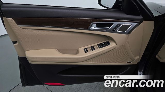 Genesis G80 2018 — photo 14