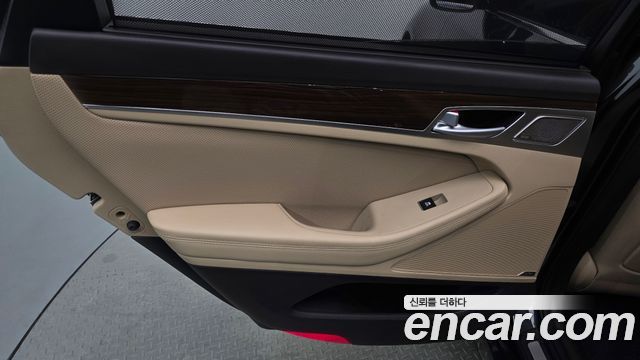 Genesis G80 2018 — photo 15