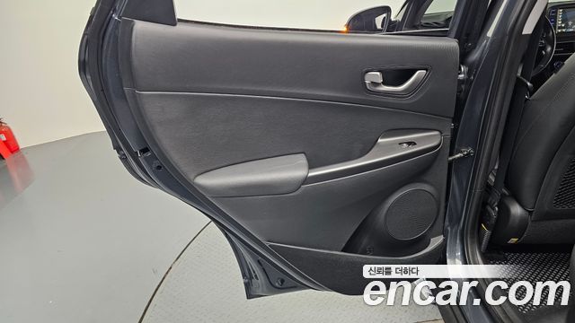 Hyundai Kona 2020 — photo 15