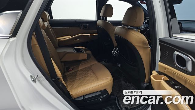 Kia Sorento 2021 — photo 16