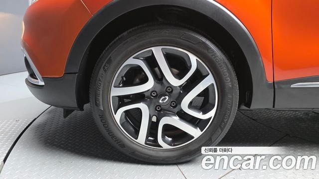 Renault Korea QM3 2017 — photo 5