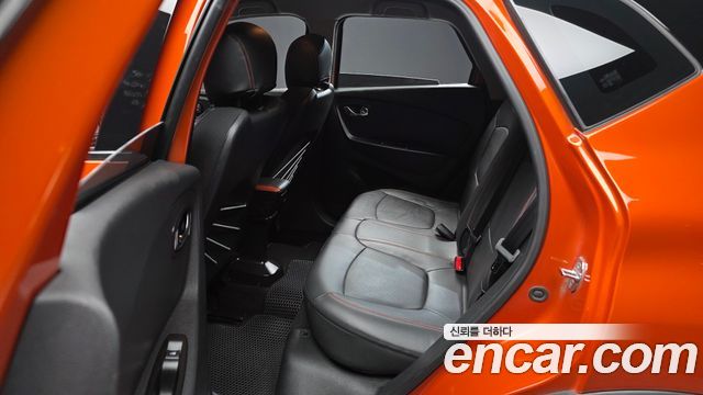 Renault Korea QM3 2017 — photo 16