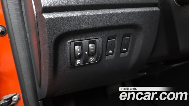 Renault Korea QM3 2017 — photo 27