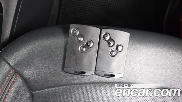 Renault Korea QM3 2017 — photo 30