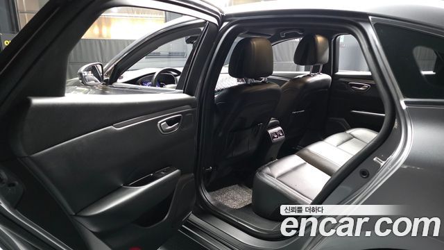 Renault Korea SM6 2024 — photo 16