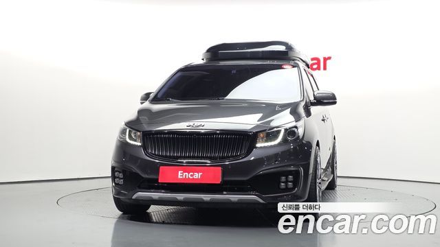 Kia Canival 2018 — photo 3