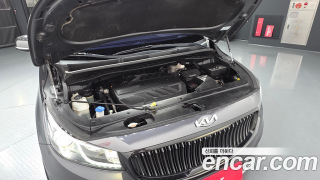 Kia Canival 2018 — photo 6