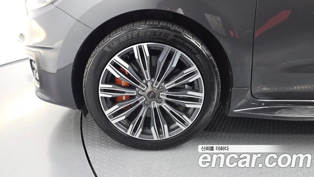 Kia Canival 2018 — photo 7