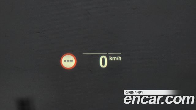 BMW 5-Series 2022 — photo 25