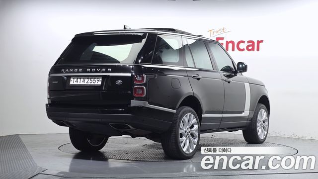 Land Rover Range Rover 2020 — photo 2