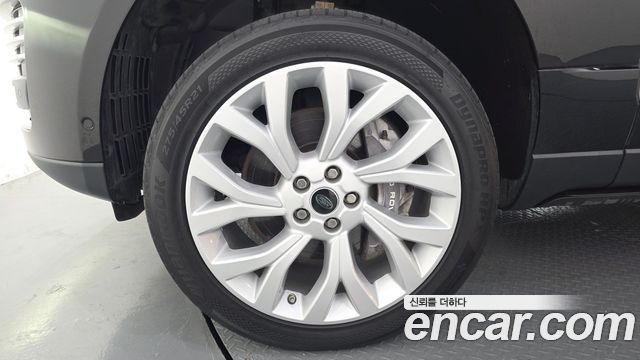 Land Rover Range Rover 2020 — photo 5
