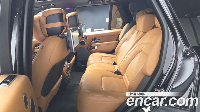 Land Rover Range Rover 2020 — photo 12