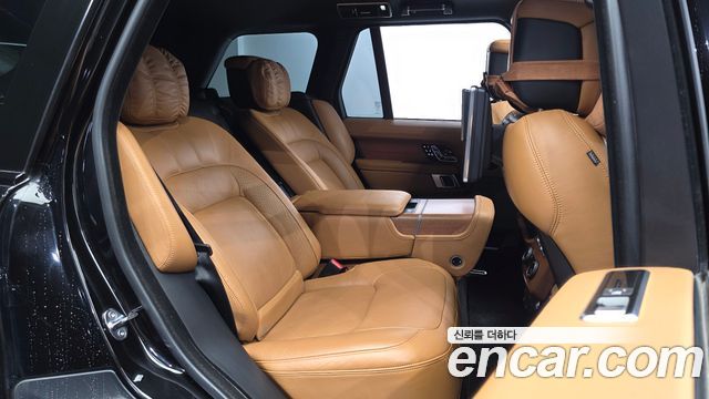 Land Rover Range Rover 2020 — photo 13