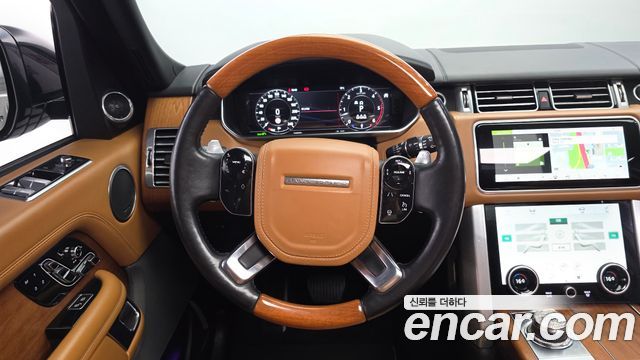 Land Rover Range Rover 2020 — photo 14