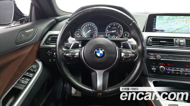 BMW 6-Series 2016 — photo 12