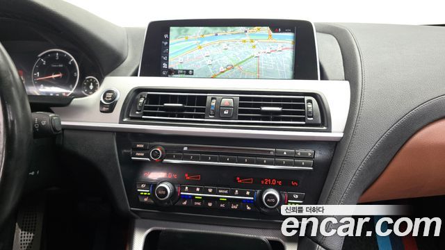BMW 6-Series 2016 — photo 13