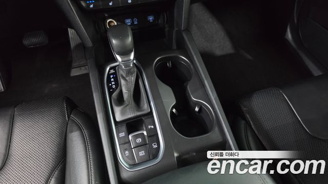 Hyundai Santafe 2019 — photo 12