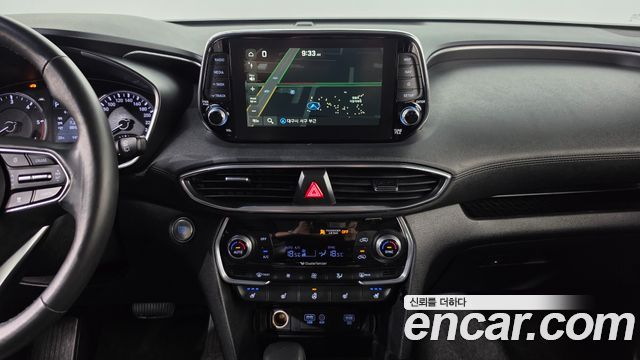 Hyundai Santafe 2019 — photo 18