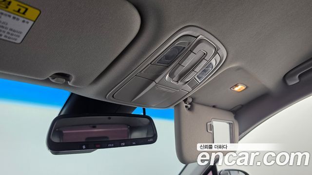 Hyundai Santafe 2019 — photo 23