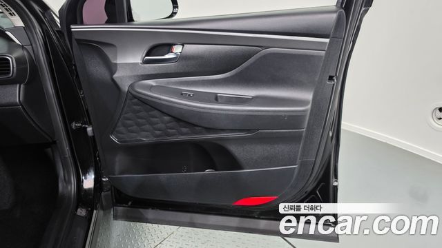 Hyundai Santafe 2019 — photo 14