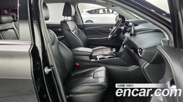 Hyundai Santafe 2019 — photo 16