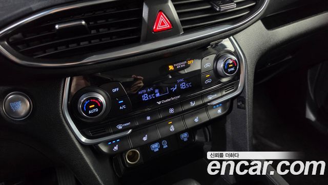 Hyundai Santafe 2019 — photo 28