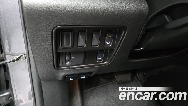 Renault Korea QM6 2024 — photo 28