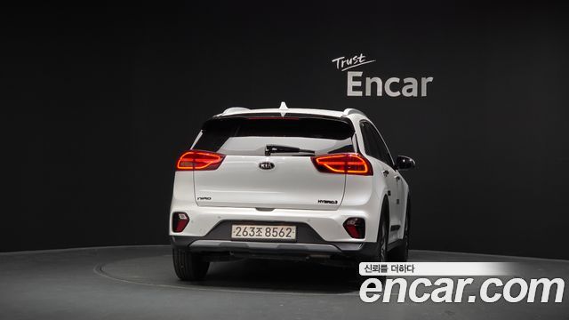 Kia Niro 2021 — photo 4